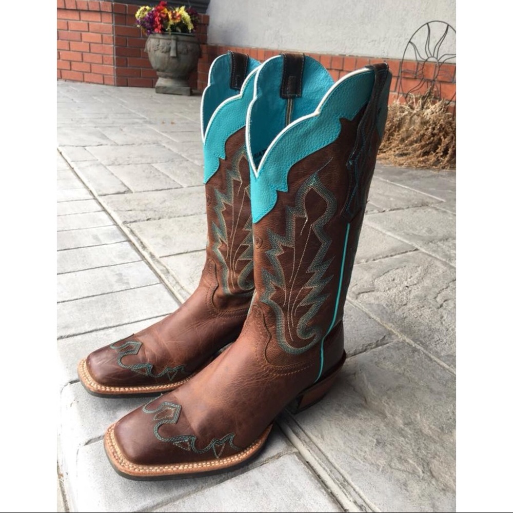 Ariat Cowgirl Boots